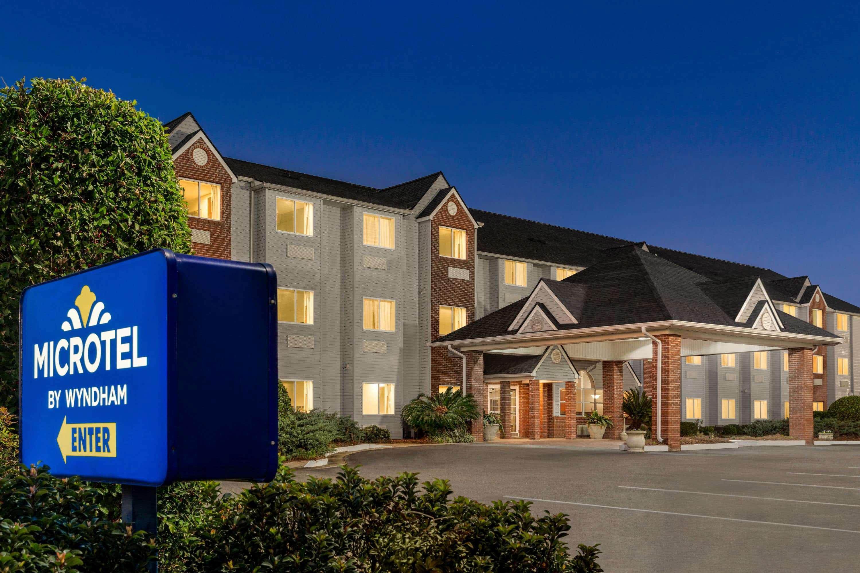 Microtel Inn & Suites By Wyndham Tifton Kültér fotó